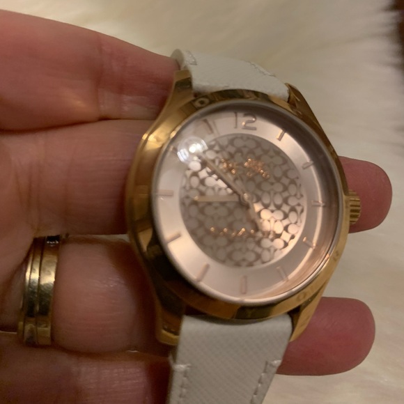 Authentic COACH Rose Gold Dial Signature C WATCH Ivory Genuine Leather Band - Picture 14 of 16